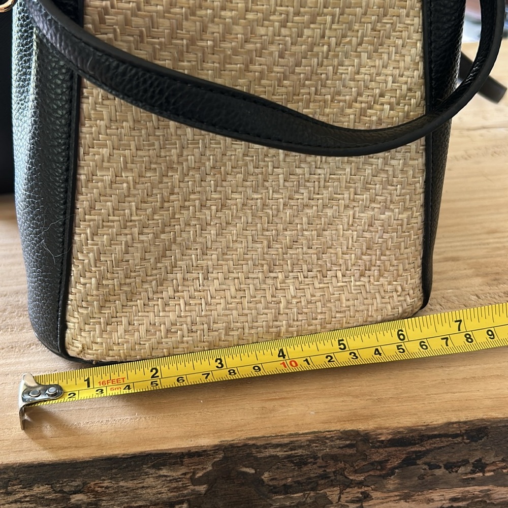 Anne Klein Black and Tan Woven Handle Bag - Picture 12 of 13